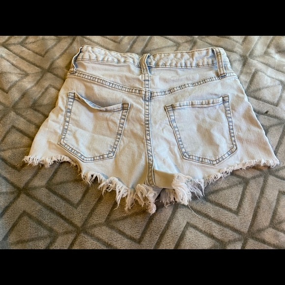 High waste shorts - Picture 2 of 2